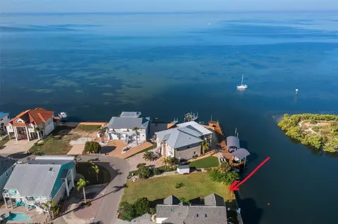 5889 Beverly Dr, Hudson, FL 34667