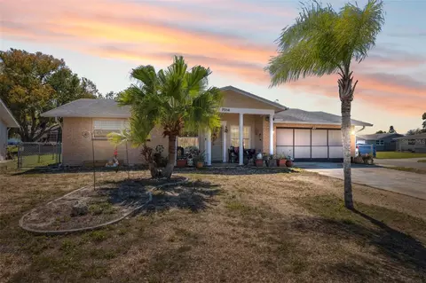 7514 Bergamot Dr, Port Richey, FL 34668