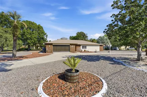 8123 River Country Dr, Weeki Wachee, FL 34607