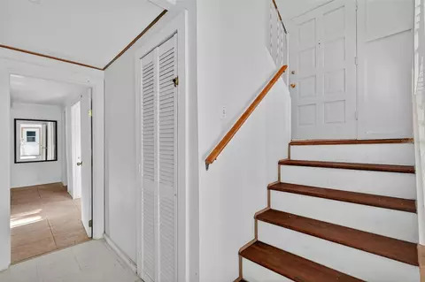 Entry Way - 6345 Lost Trl, Holiday, FL 34690 photo 2 of 7