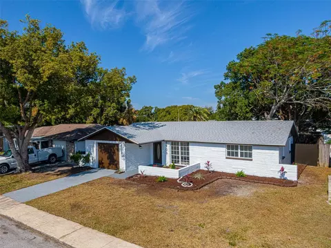 6903 Tierra Linda St, Port Richey, FL 34668