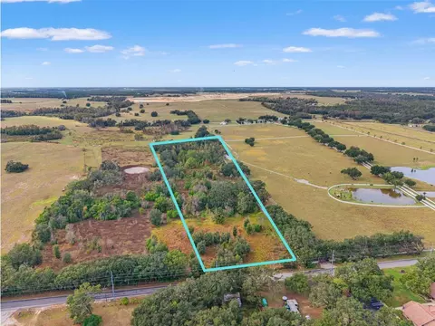 8955 Fort King Rd, Zephyrhills, FL 33541