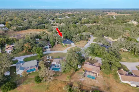 View/Area - 7487 Alhambra Ct, Spring Hill, FL 34606 photo 1 of 7