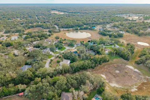 View/Area - 7487 Alhambra Ct, Spring Hill, FL 34606 photo 5 of 7