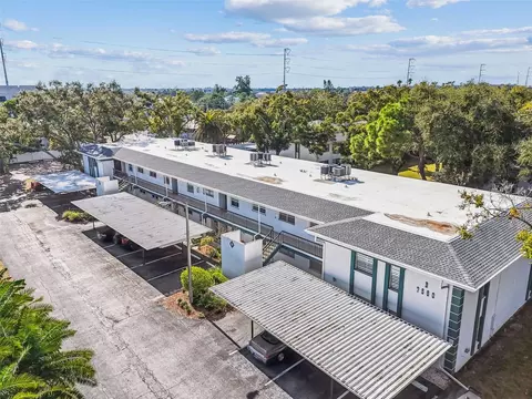 7560 92nd St #104B, Seminole, FL 33777