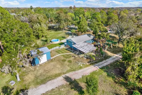 9425 Osceola Dr, New Port Richey, FL 34654