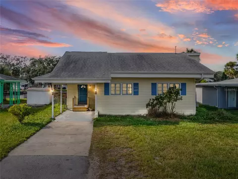 5642 Riverview Dr, New Port Richey, FL 34652