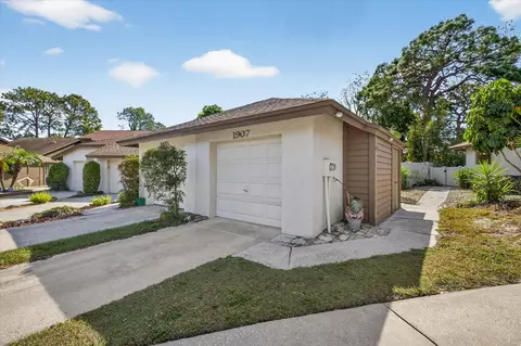 1907 Bayshore Ct, Safety Harbor, FL 34695