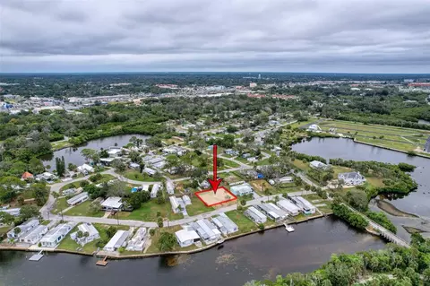 6836 Edgewater Dr, New Port Richey, FL 34652