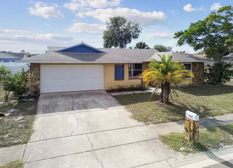 7112 Vista Way, Port Richey, FL 34668