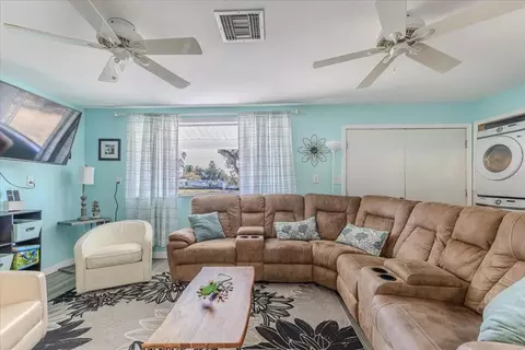 Living - 5261 Circle Dr, Weeki Wachee, FL 34607 photo 2 of 4
