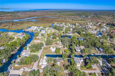 View/Area - 5261 Circle Dr, Weeki Wachee, FL 34607 photo 7 of 9