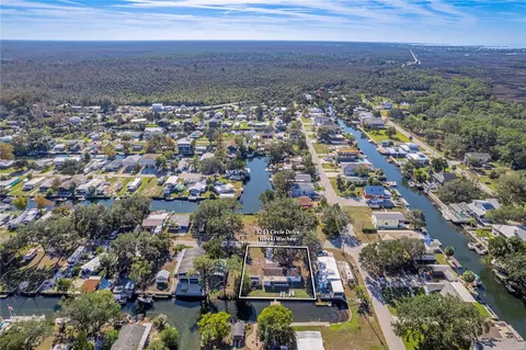 View/Area - 5261 Circle Dr, Weeki Wachee, FL 34607 photo 6 of 9