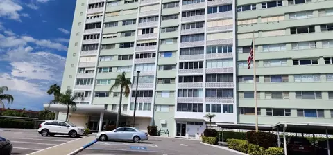 31 Island Way #303, Clearwater Beach, FL 33767