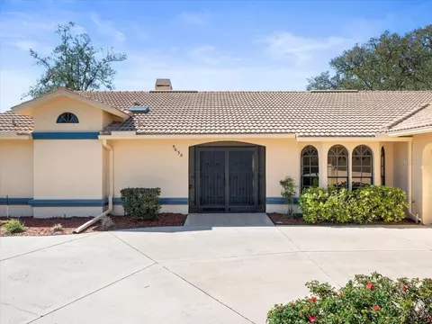 9630 Southern Belle Dr, Weeki Wachee, FL 34613