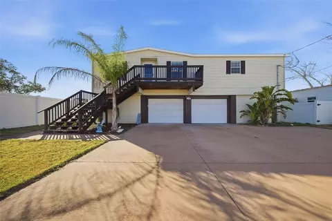 13121 Beacon Ct, Hudson, FL 34667