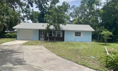 3695 Dale Ct, Mount Dora, FL 32757