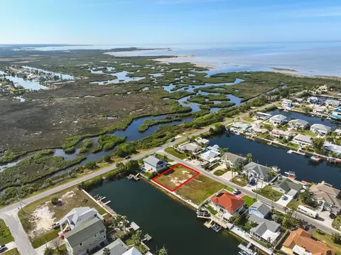 4104 Camelia Dr, Hernando Beach, FL 34607