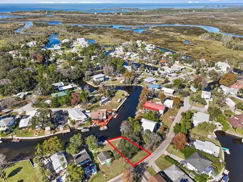 7259 Tropical Dr, Weeki Wachee, FL 34607 photo 6