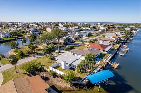 View/Area - 3387 Minnow Creek Dr, Hernando Beach, FL 34607 photo 10 of 21