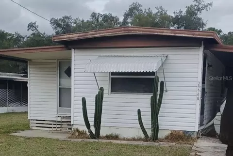 38988 Stapley Cir, Zephyrhills, FL 33540