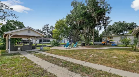 Exterior - 5411 Teal Dr, Weeki Wachee, FL 34607 photo 13 of 15