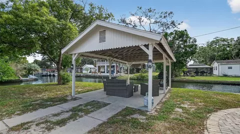 Exterior - 5411 Teal Dr, Weeki Wachee, FL 34607 photo 7 of 15