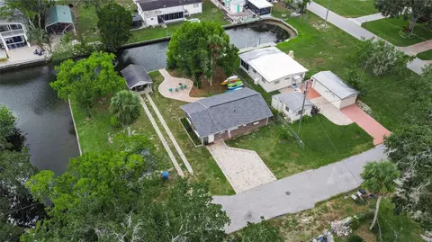 View/Area - 5411 Teal Dr, Weeki Wachee, FL 34607 photo 4 of 7
