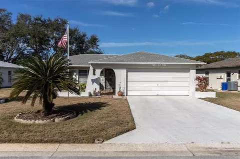 10721 Footprint Ln, Port Richey, FL 34668