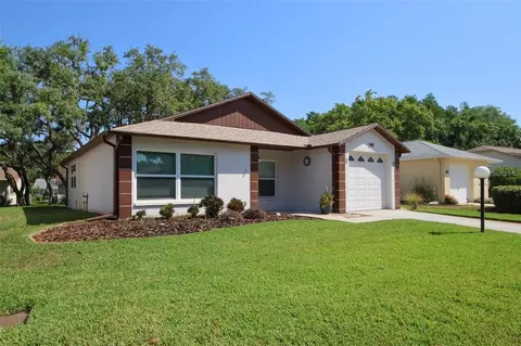 11515 Scotch Pine Dr, New Port Richey, FL 34654