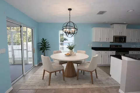 Dining - 11454 Walden Loop, Parrish, FL 34219 photo 1 of 1