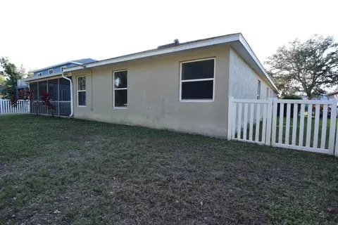 Exterior - 11454 Walden Loop, Parrish, FL 34219 photo 9 of 13