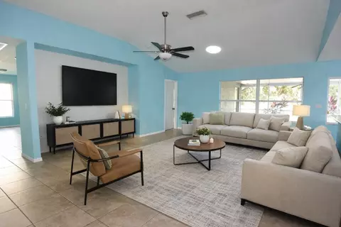 Living - 11454 Walden Loop, Parrish, FL 34219 photo 6 of 12