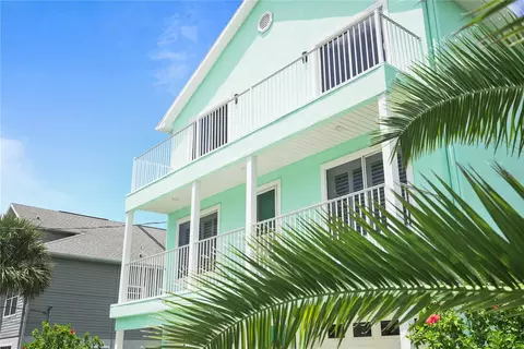 Exterior - 3423 Palometa Dr, Hernando Beach, FL 34607 photo 2 of 11