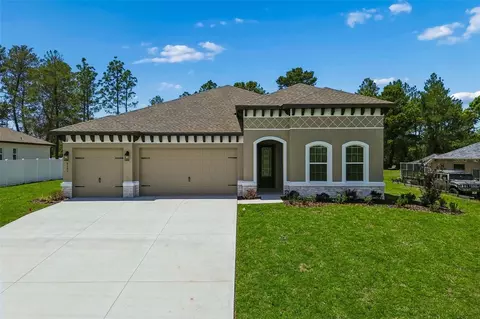 8283 Nittany Rd, Weeki Wachee, FL 34613