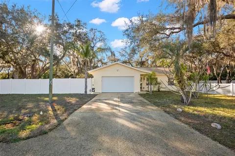 12005 Wren Ct, New Port Richey, FL 34654