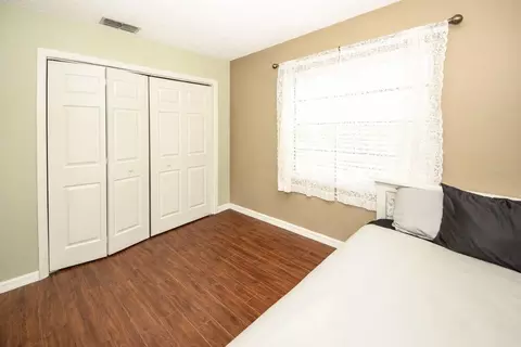 Bedroom - 13277 Delbarton St, Spring Hill, FL 34609 photo 3 of 4