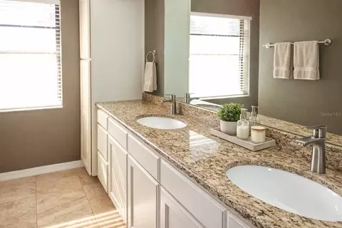 Bath - 13277 Delbarton St, Spring Hill, FL 34609 photo 2 of 3