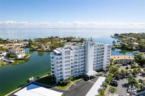 1365 Snell Isle Blvd NE #2B, Saint Petersburg, FL 33704