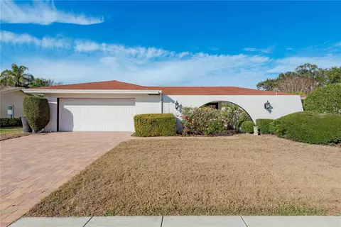 2654 Augusta Dr N, Clearwater, FL 33761