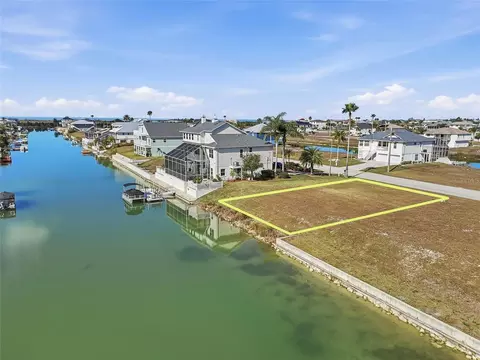 4018 Sheephead Dr, Hernando Beach, FL 34607
