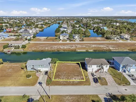 4017 Bluefish Dr, Hernando Beach, FL 34607 photo 4