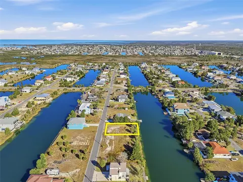3318 Gardenia Dr, Hernando Beach, FL 34607