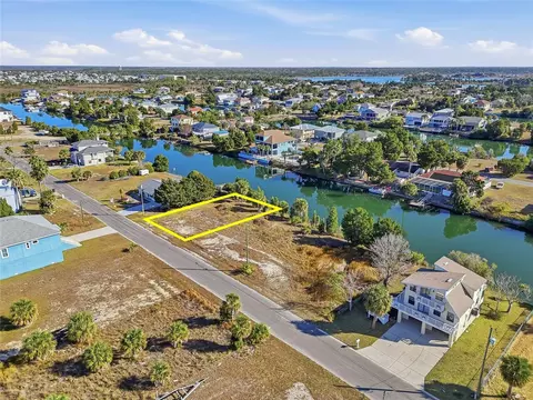 3318 Gardenia Dr, Hernando Beach, FL 34607 photo 2