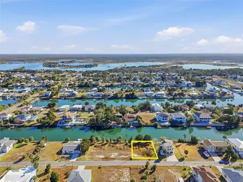 3302 Gardenia Dr, Hernando Beach, FL 34607 photo 3