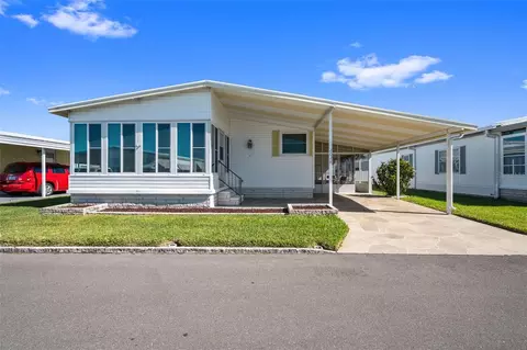 2028 Hilo Dr, Holiday, FL 34691