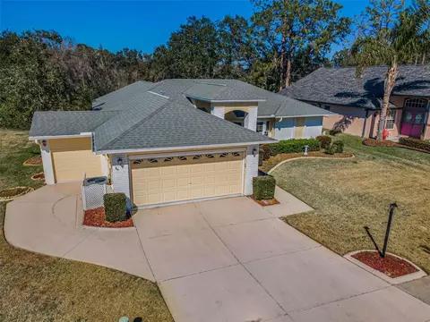 9625 Oakwood Hills Ct, New Port Richey, FL 34655