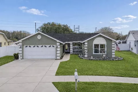 8518 Yearling Ln, New Port Richey, FL 34653