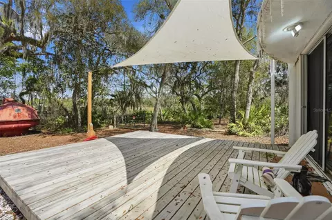 Exterior - 7570 E Ringer Ct, Inverness, FL 34453 photo 3 of 8