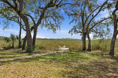 Exterior - 7570 E Ringer Ct, Inverness, FL 34453 photo 6 of 8